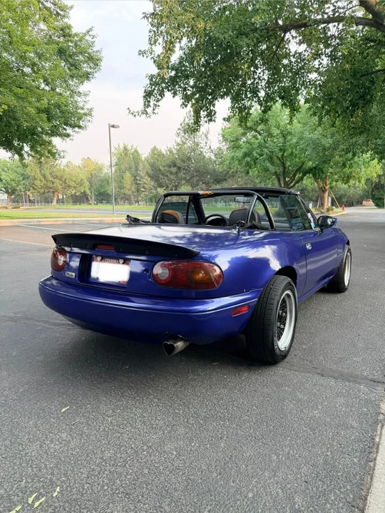 1991 Mazda NA MX-5 Miata - Image 2 of 15