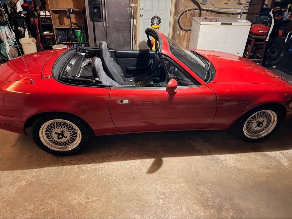 1991 Mazda NA MX-5 Miata - Image 2 of 4