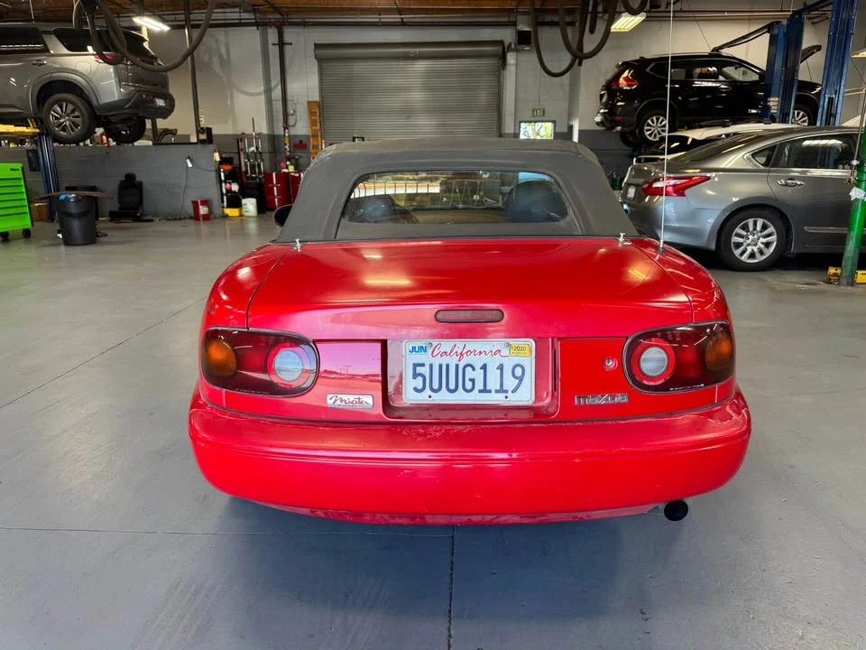 1991 Mazda NA MX-5 Miata - Image 2 of 10