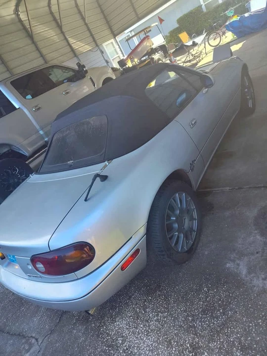 1991 Mazda NA MX-5 Miata - Image 2 of 6
