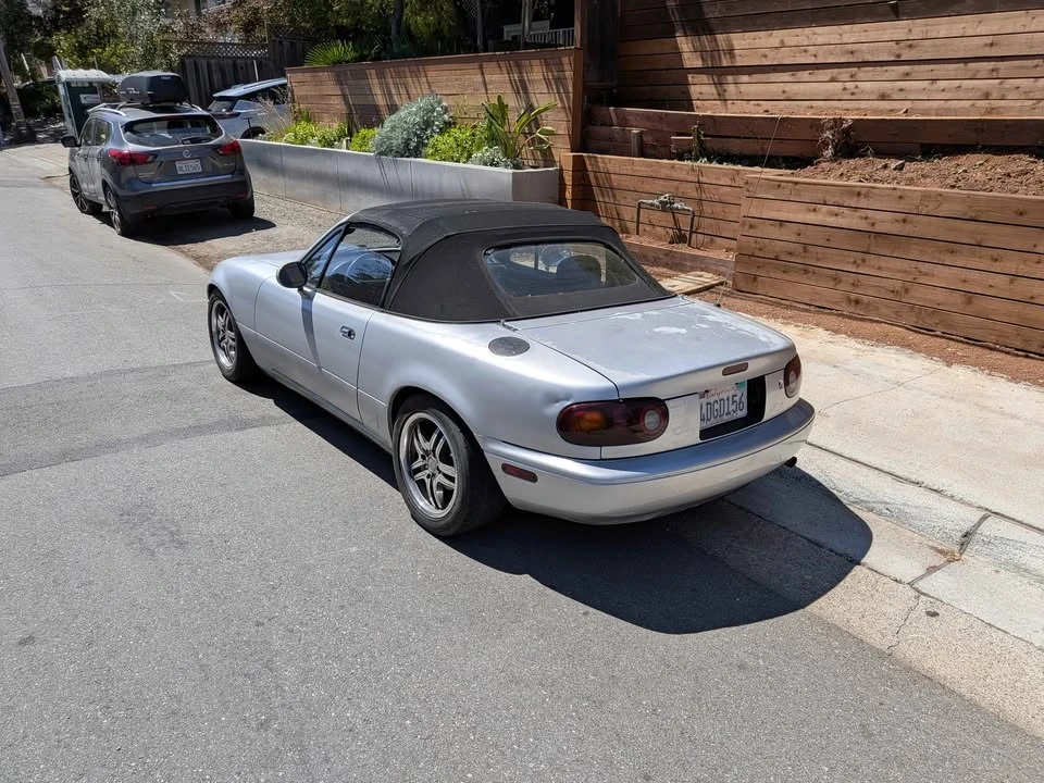1991 Mazda NA MX-5 Miata - Image 12 of 14