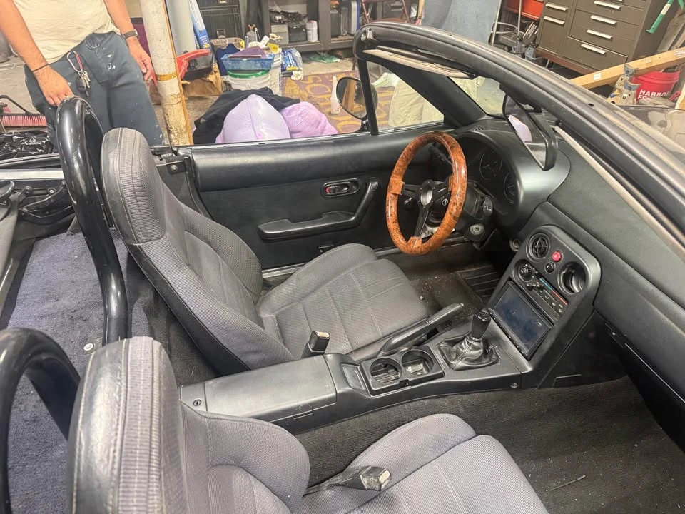 1991 Mazda NA MX-5 Miata - Image 4 of 6