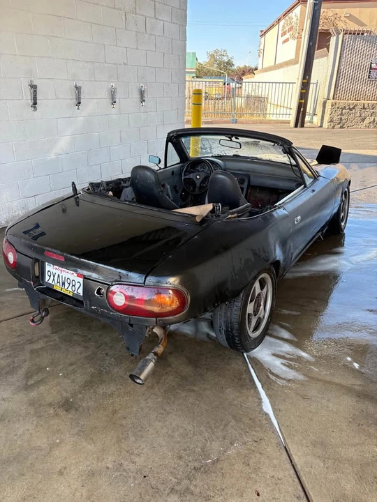 1991 Mazda NA MX-5 Miata - Image 3 of 9