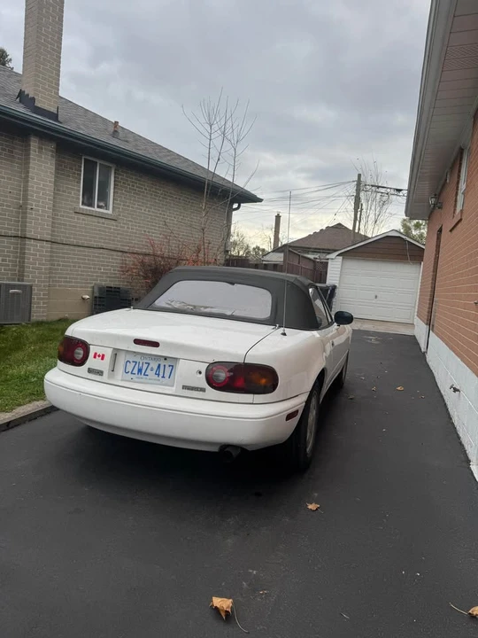 1991 Mazda NA MX-5 Miata - Image 2 of 8