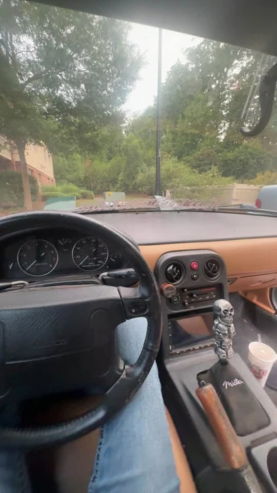 1991 Mazda NA MX-5 Miata - Image 2 of 4