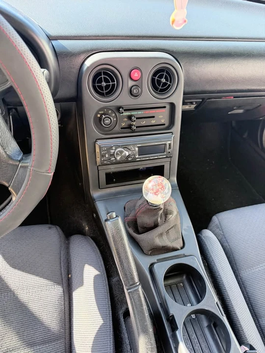 1991 Mazda NA MX-5 Miata - Image 8 of 13