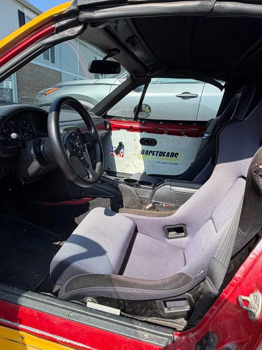 1991 Mazda NA MX-5 Miata - Image 11 of 16