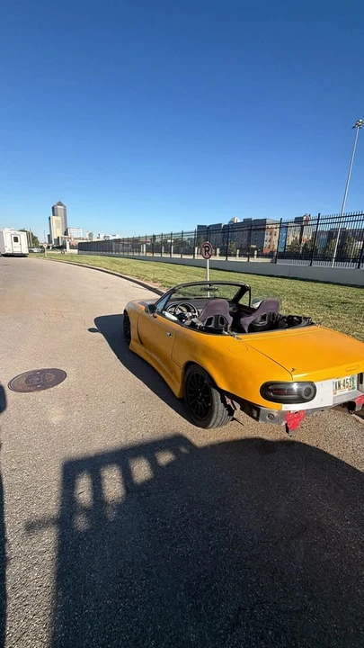 1991 Mazda NA MX-5 Miata - Image 4 of 16