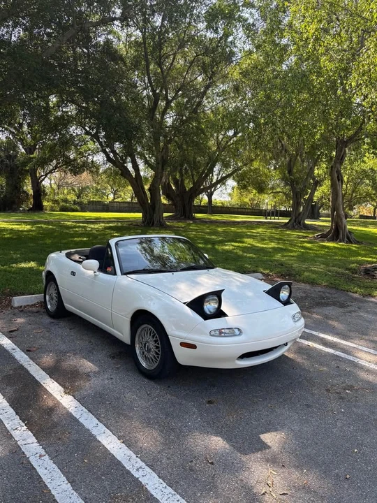 1991 Mazda NA MX-5 Miata - Image 5 of 20