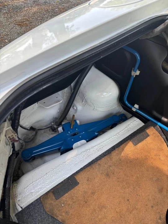 1991 Mazda NA MX-5 Miata - Image 14 of 20