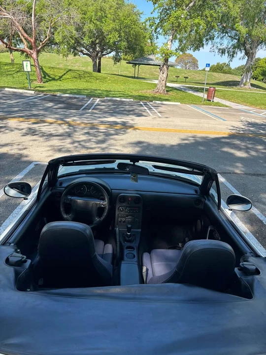 1991 Mazda NA MX-5 Miata - Image 13 of 20