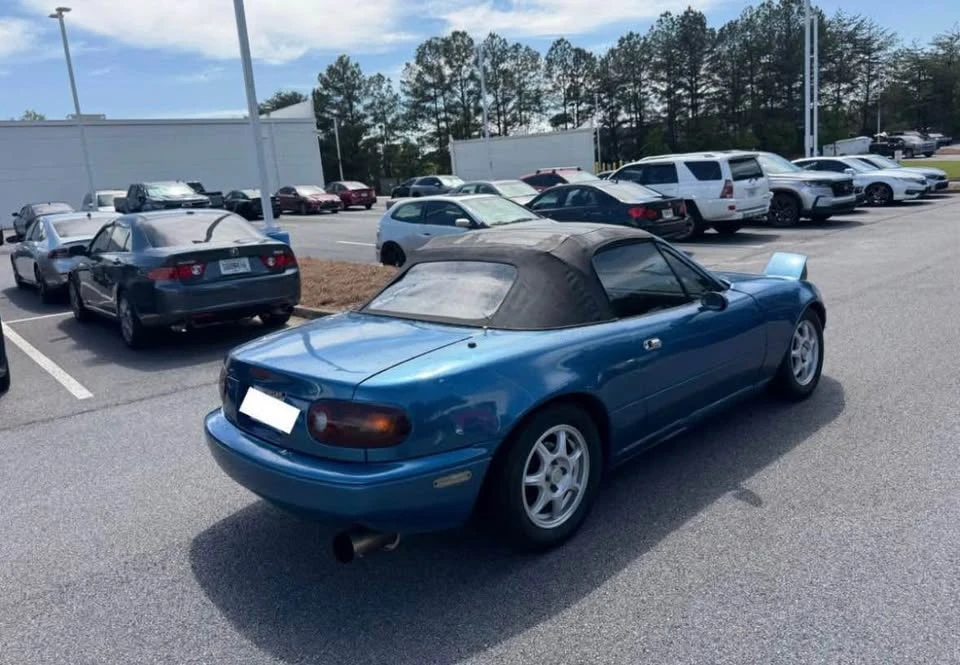 1991 Mazda NA MX-5 Miata - Image 5 of 13