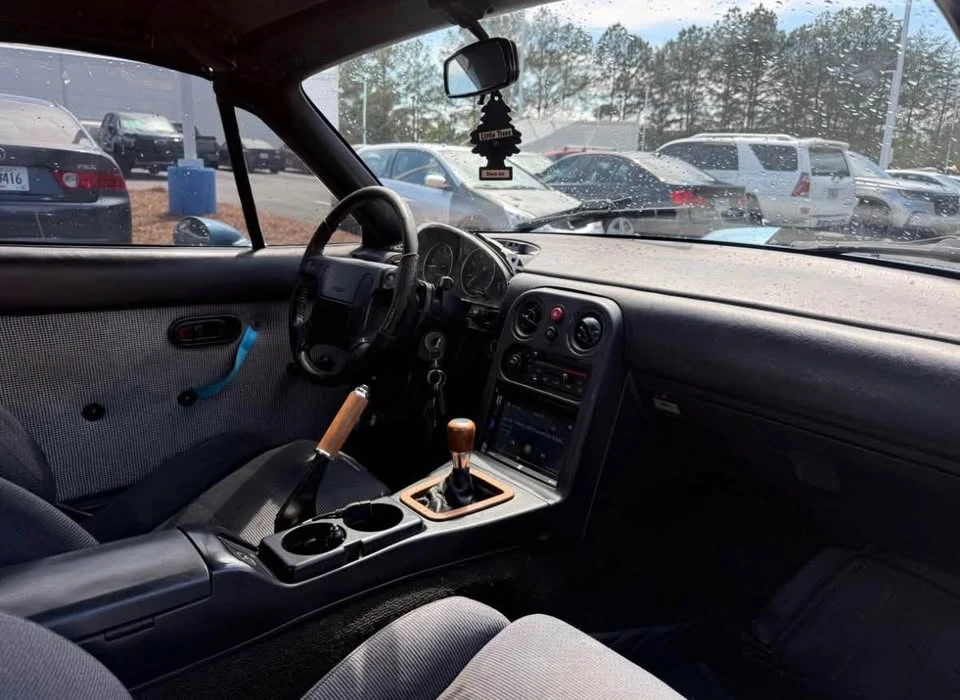 1991 Mazda NA MX-5 Miata - Image 12 of 13