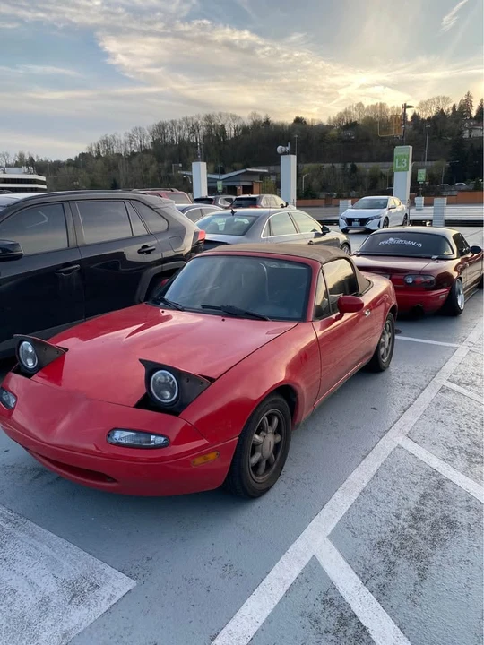 1991 Mazda NA MX-5 Miata - Image 2 of 8