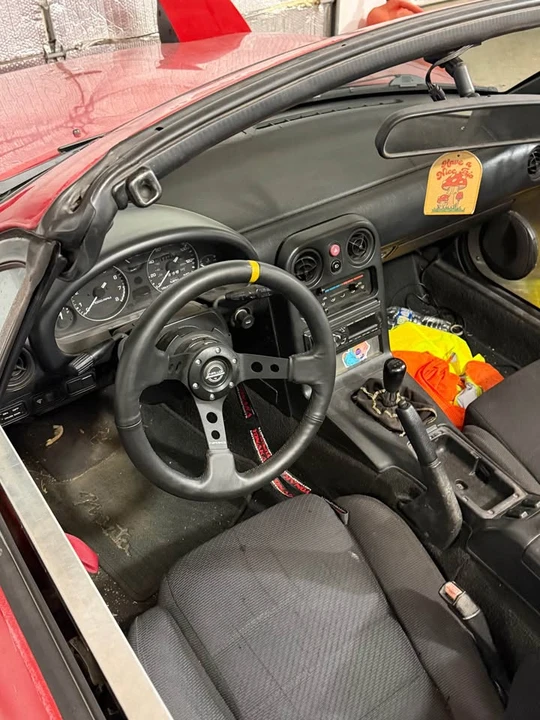 1991 Mazda NA MX-5 Miata - Image 6 of 16