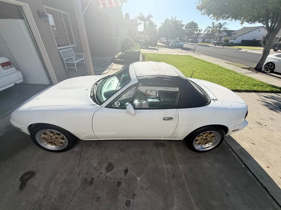 1991 Mazda NA MX-5 Miata - Image 5 of 10