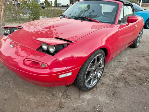1991 Mazda MX-5 Convertible 2D