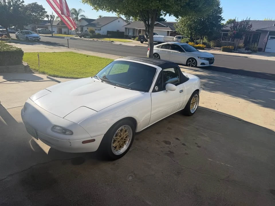 1991 Mazda NA MX-5 Miata - Image 4 of 10