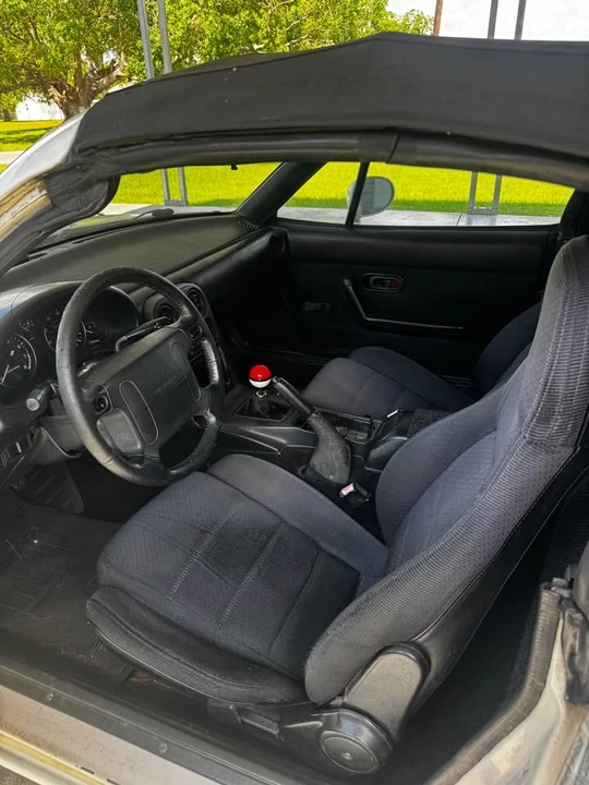 1991 Mazda NA MX-5 Miata - Image 3 of 5
