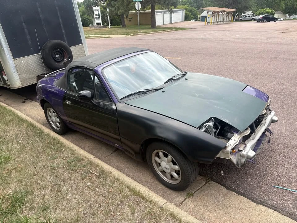 1991 Mazda NA MX-5 Miata - Image 2 of 11