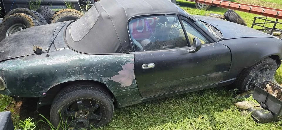 1991 Mazda NA MX-5 Miata - Image 5 of 15