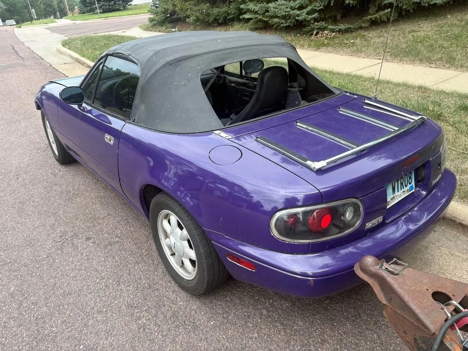 1991 Mazda NA MX-5 Miata - Image 6 of 11