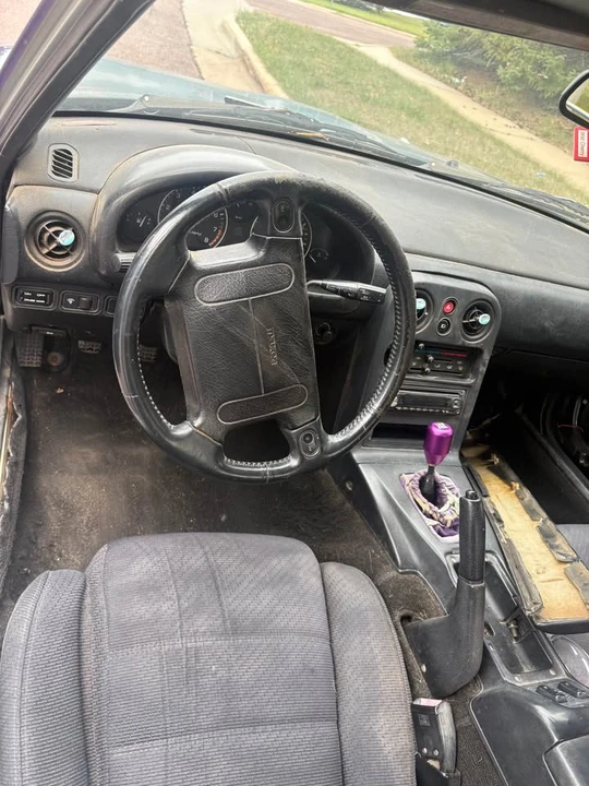 1991 Mazda NA MX-5 Miata - Image 7 of 11