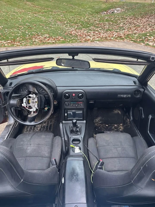 1991 Mazda NA MX-5 Miata - Image 2 of 10