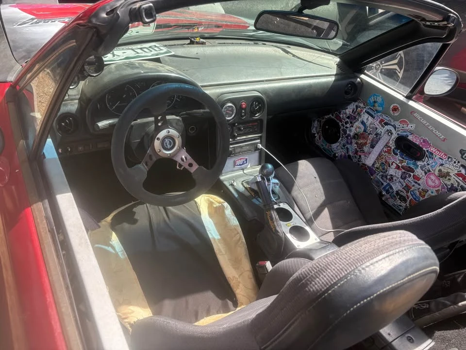 1991 Mazda NA MX-5 Miata - Image 5 of 7