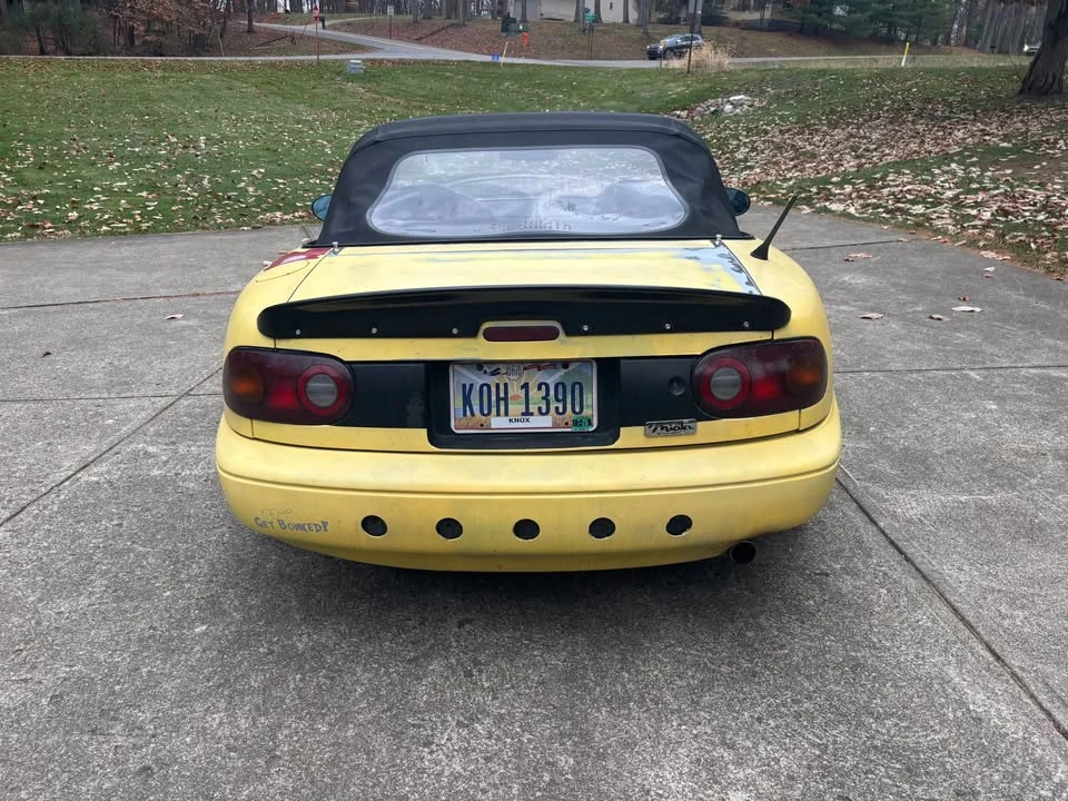 1991 Mazda NA MX-5 Miata - Image 5 of 10