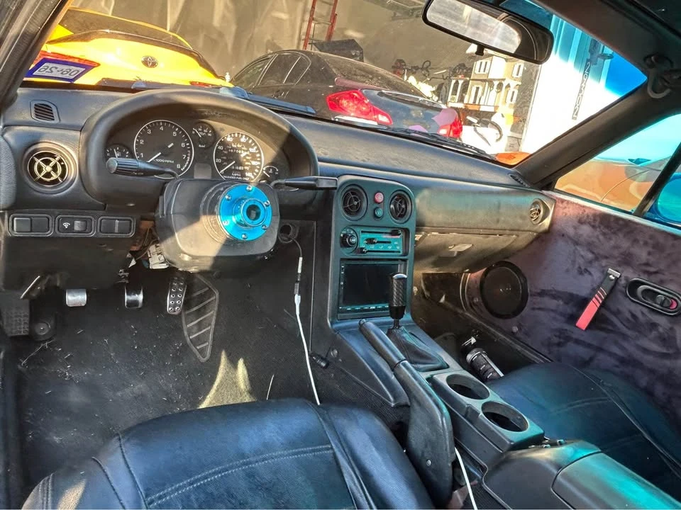 1991 Mazda NA MX-5 Miata - Image 10 of 17