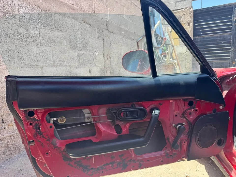 1991 Mazda NA MX-5 Miata - Image 16 of 16