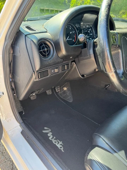 1991 Mazda NA MX-5 Miata - Image 16 of 18