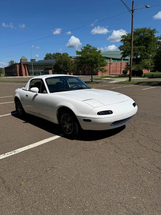 1991 Mazda NA MX-5 Miata - Image 4 of 18