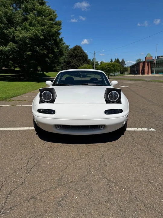 1991 Mazda NA MX-5 Miata - Image 3 of 18