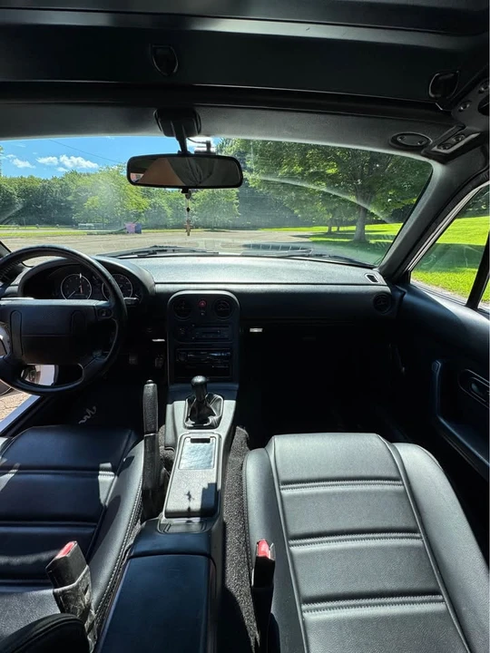 1991 Mazda NA MX-5 Miata - Image 14 of 18