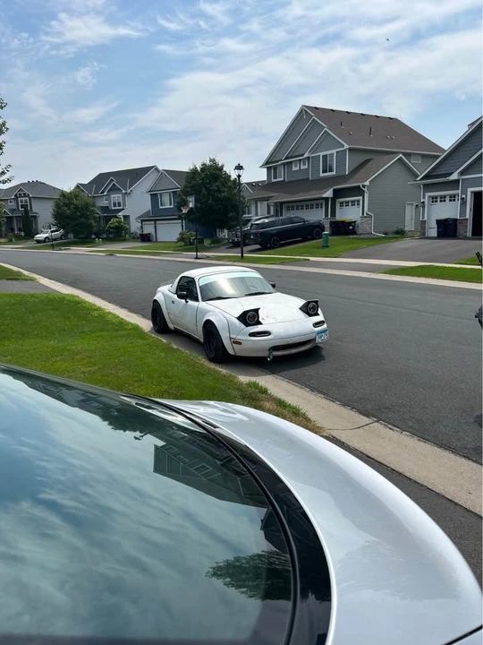 1991 Mazda NA MX-5 Miata - Image 2 of 9