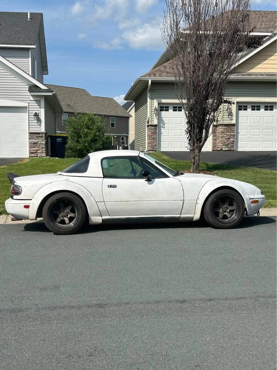1991 Mazda NA MX-5 Miata - Image 8 of 9