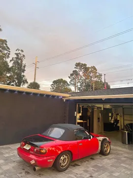 1991 Mazda MX-5 Convertible 2D
