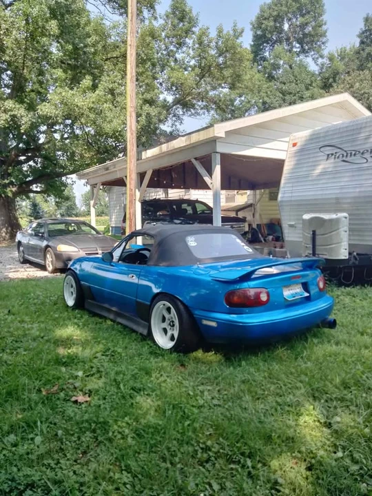 1991 Mazda NA MX-5 Miata - Image 2 of 20
