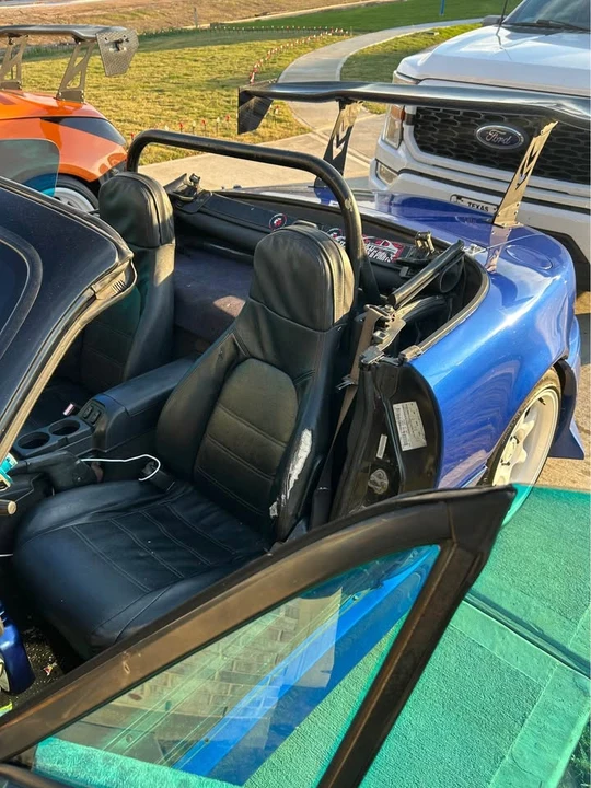 1991 Mazda NA MX-5 Miata - Image 11 of 17