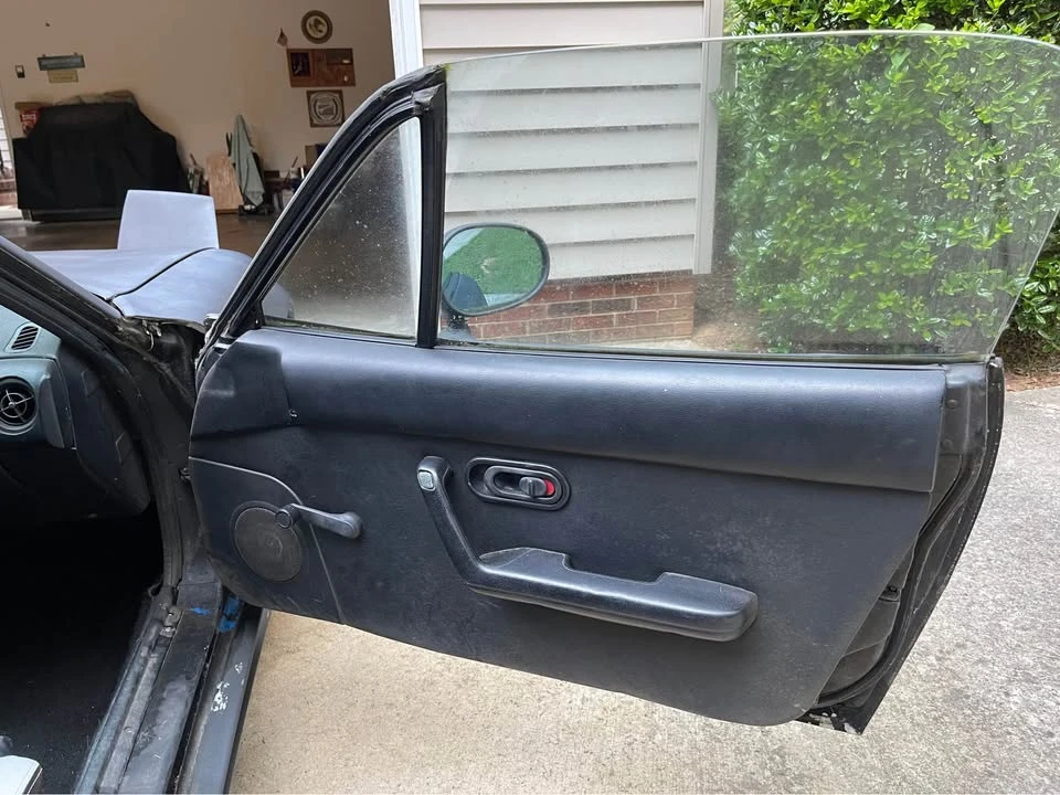 1991 Mazda NA MX-5 Miata - Image 8 of 14