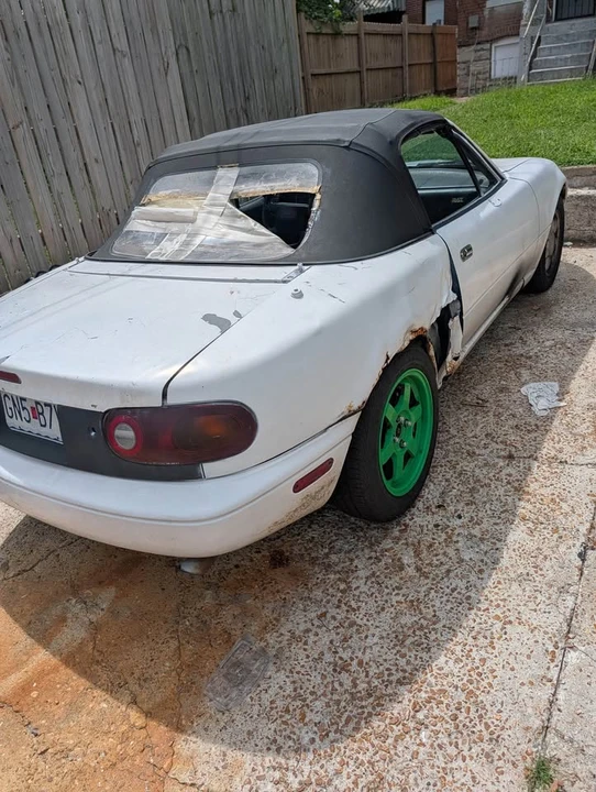 1991 Mazda NA MX-5 Miata - Image 2 of 10