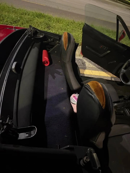 1991 Mazda NA MX-5 Miata - Image 6 of 10