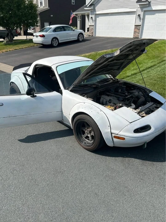 1991 Mazda NA MX-5 Miata - Image 4 of 9