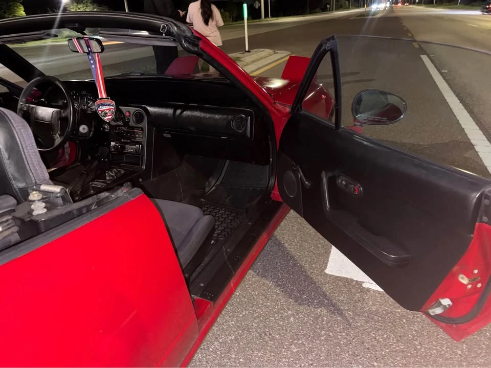 1991 Mazda NA MX-5 Miata - Image 7 of 10