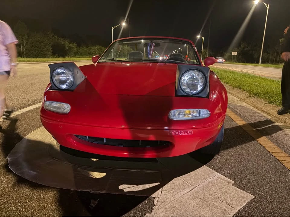 1991 Mazda NA MX-5 Miata - Image 9 of 10