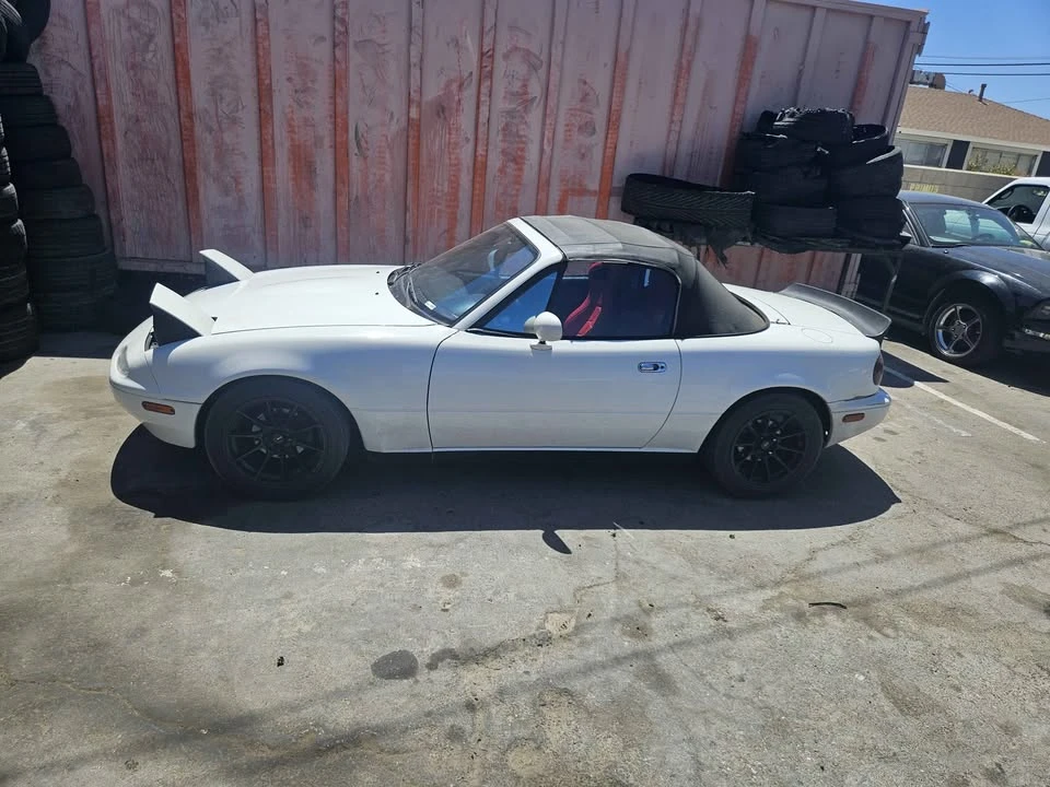 1991 Mazda NA MX-5 Miata - Image 2 of 6