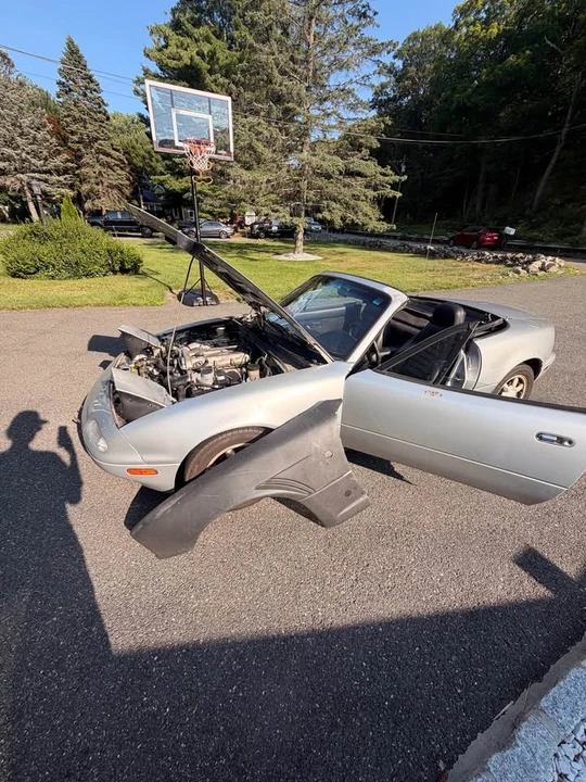 1991 Mazda NA MX-5 Miata - Image 10 of 12