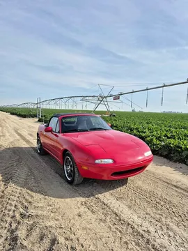 1991 Mazda MX-5 Convertible 2D